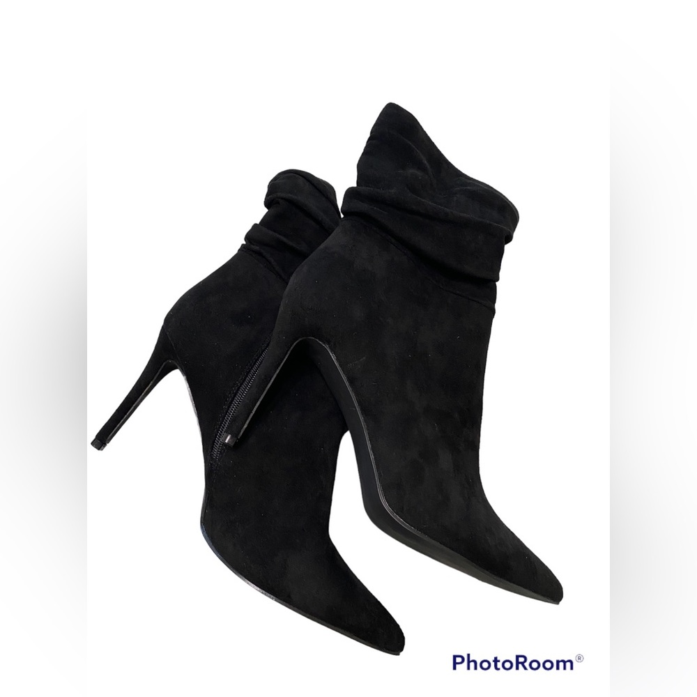 Suede black pointed toe booties